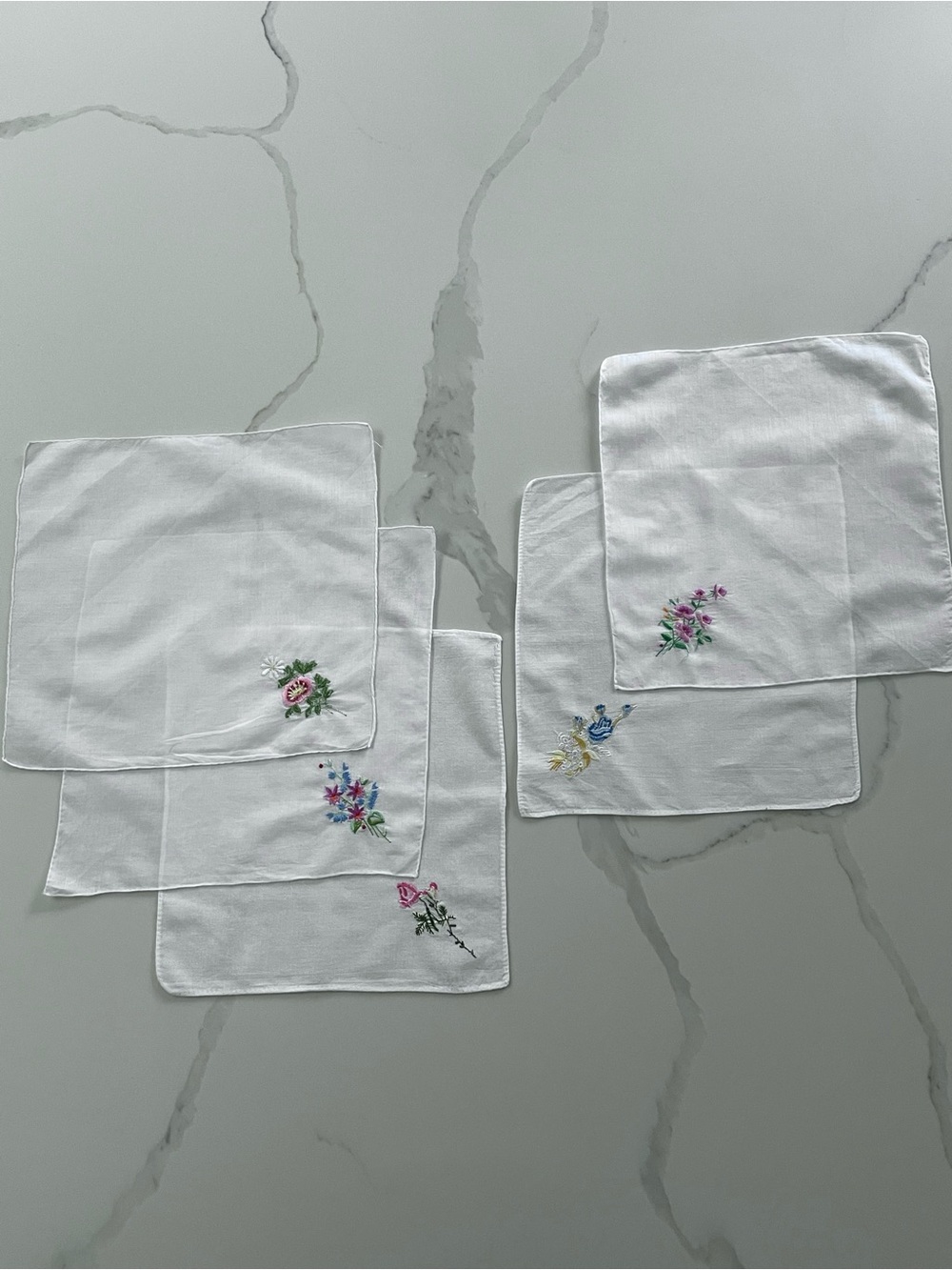 [Lot of 5] Vintage 1950s Floral Embroidered White Linen Handkerchiefs